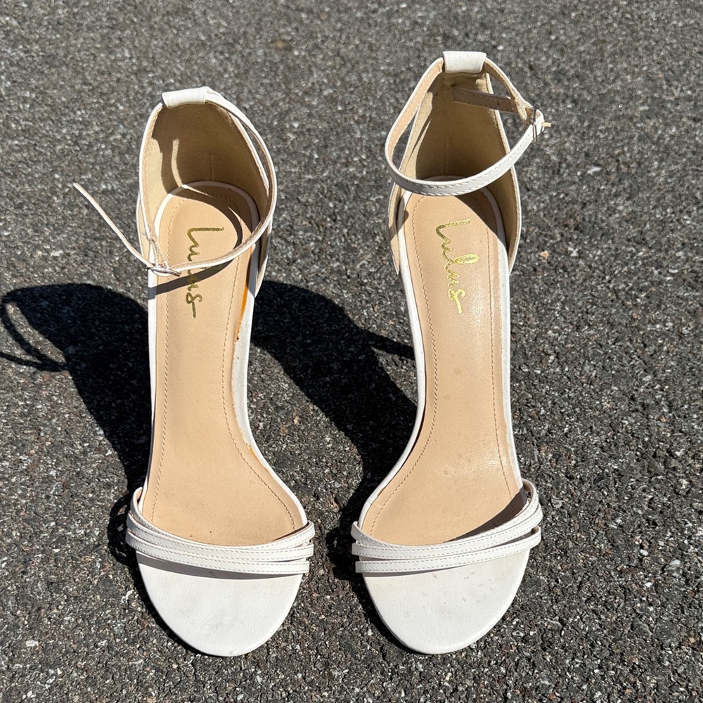 Open-Toe Ankle-Strap Heels** Bundle 5+ items and name your offer!!! 💖💞